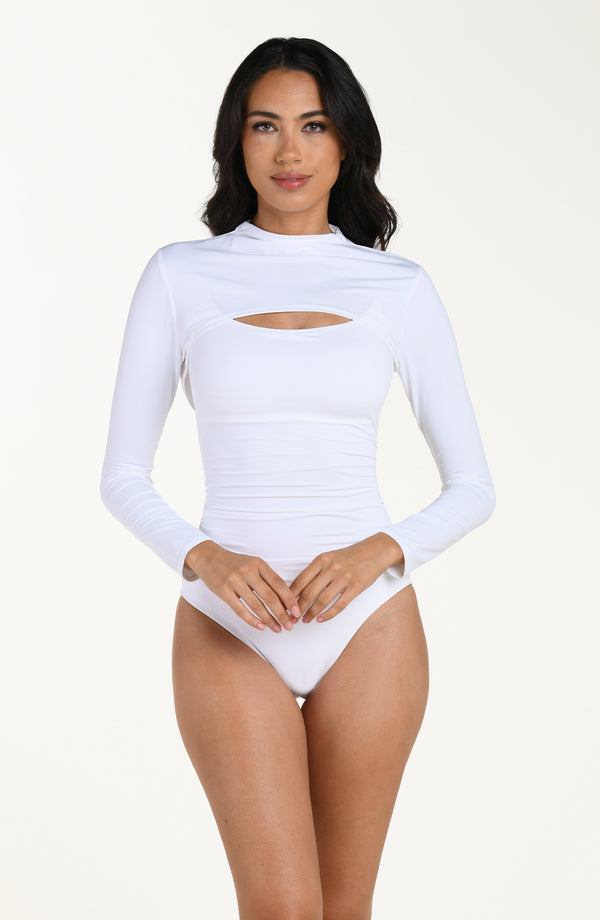la blanca Island Goddess Long Sleeve Overlay Top - White