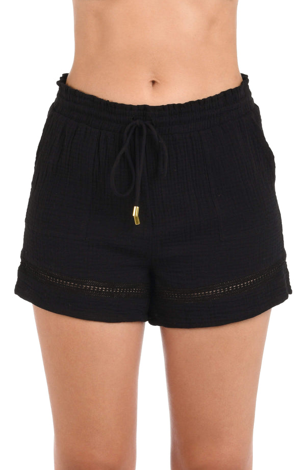 la blanca Seaside Covers Beach Shorts