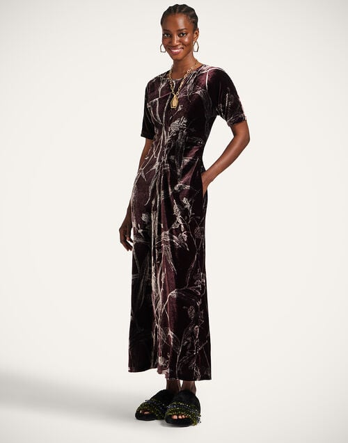 la doublej Angelica Dress Bamboo Burgundy in Devoré Velvet