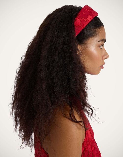 La Doublej Flat Headband Peony Red In Light Jacquard Matelassé
