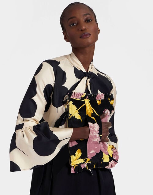 la doublej Hand Pochette Sylph Black in Cotton Velvet