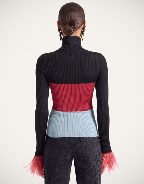 La Doublej High Kick Top Color Block Black & Burgundy In Ribbed Silk Cashmere With Feathers