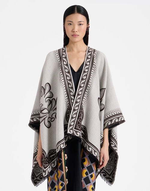la doublej Poncho Herald Cream in Herald Chiné