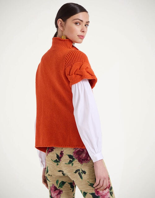 La Doublej Portrait Top Solid Rust In Chunky Wool