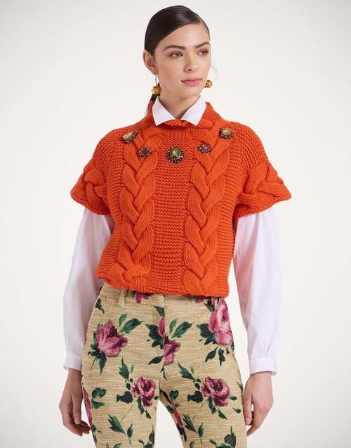 la doublej Portrait Top Solid Rust in Chunky Wool