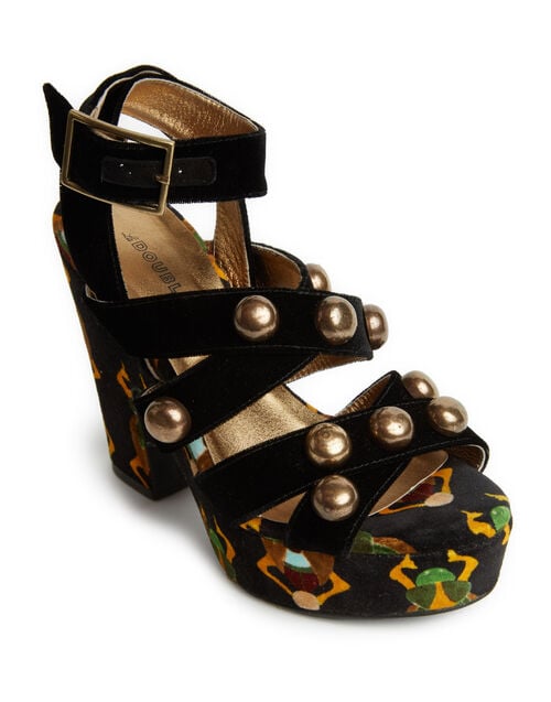 La Doublej Medal Wedge Scarab Black In Faille With Studs