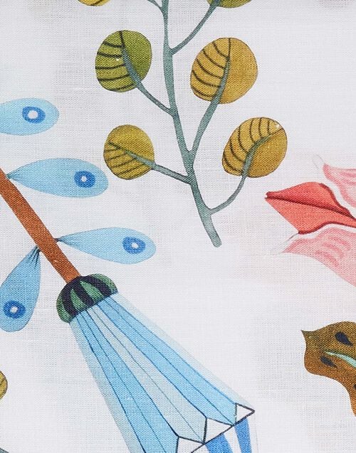 La Doublej Medium Tablecloth White Turning Tulips In Linen