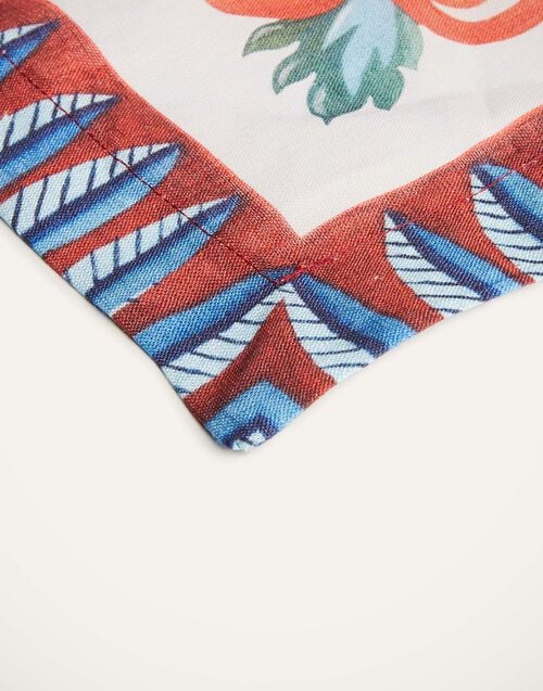 La Doublej Medium Tablecloth White Turning Tulips In Linen