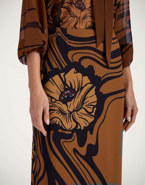 La Doublej Pencil Skirt Big Blooms Placée Brown In Envers Satin