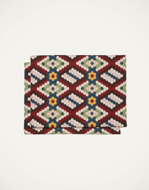 la doublej Placemat Set Of 2 Honeycomb Tiles in Linen