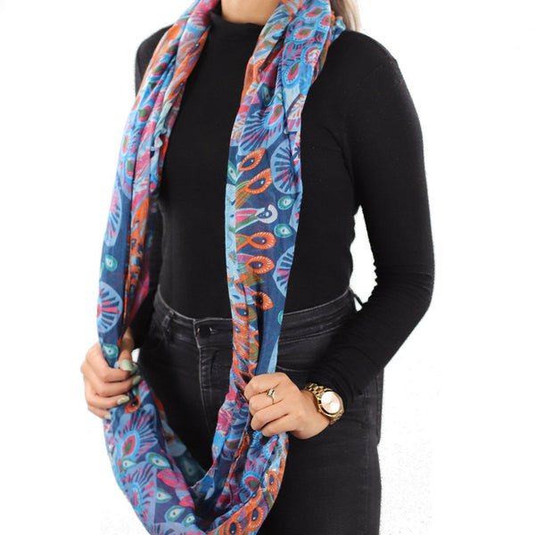 La Fiorentina Infinity Peacock Print Scarf - Fuchsia Combo