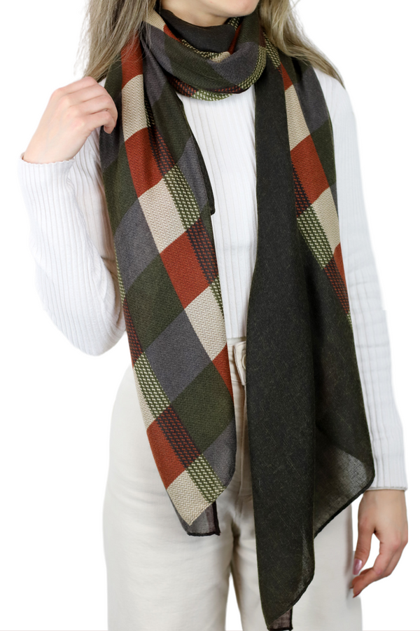 la fiorentina La Fiorentina Checkered Print Lightweight Wrap 100% Polyester - Green