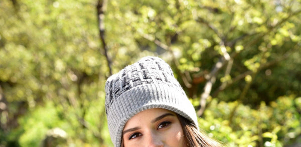 La Fiorentina Super Soft Plaid/Lurex Hat - Grey