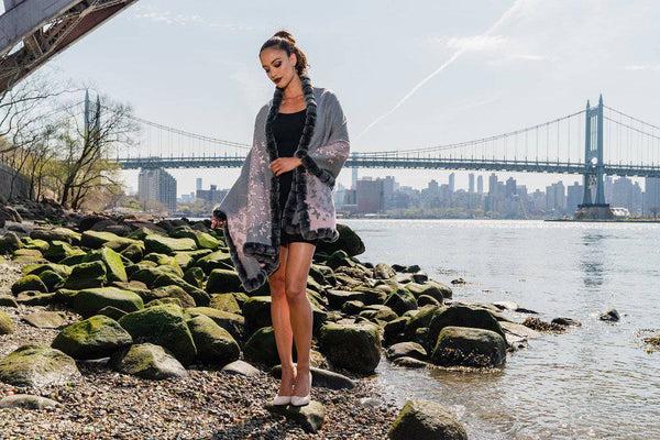 La Fiorentina Wrap In Grey/Pink