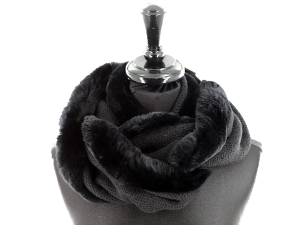 La Fiorentina Luxurious Honeycomb Rex Rabbit Fur Scarf - Black - One Size