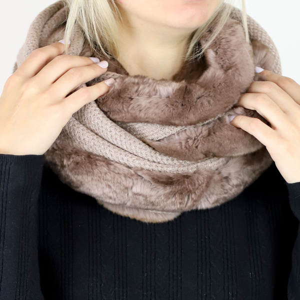 la fiorentina Luxurious Honeycomb Rex Rabbit Fur Scarf - Brown - One Size