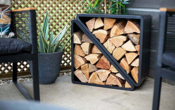 La Hacienda Madeira Log Store