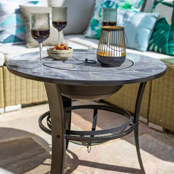 La Hacienda Santorini Firepit