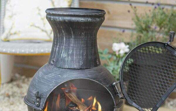 La Hacienda Squat Chimenea