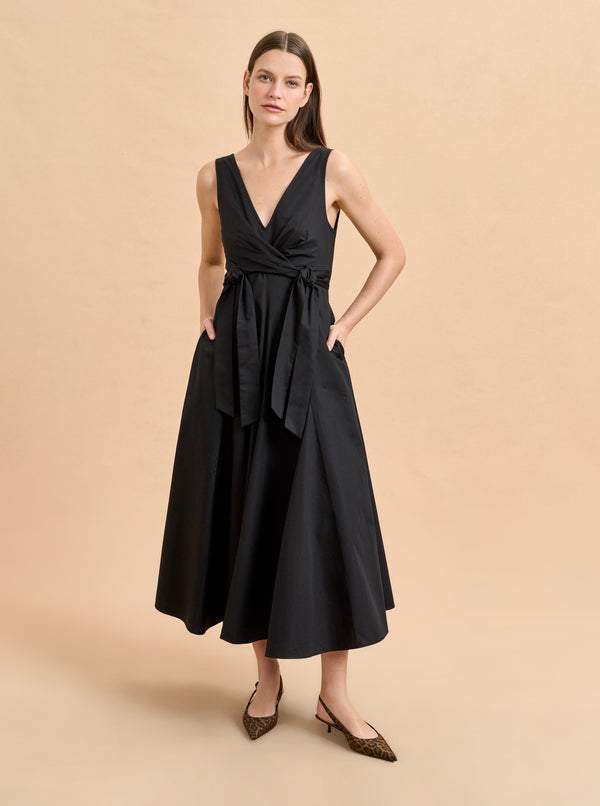 la ligne Gabrielle Dress