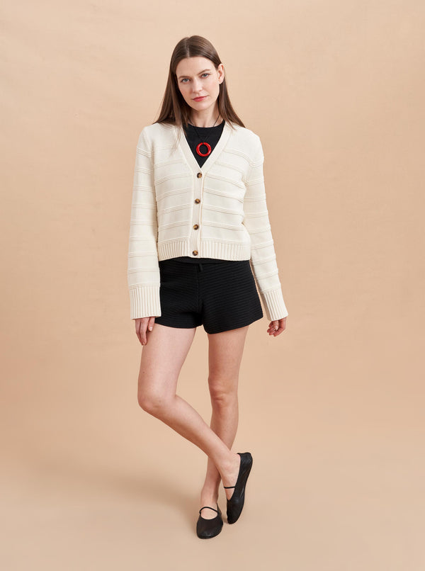 la ligne Jill Cardigan