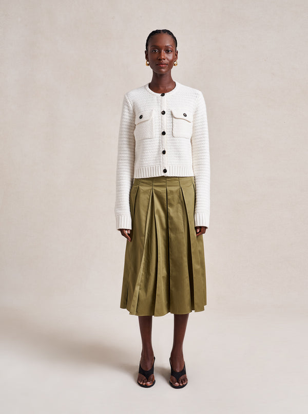 la ligne Monique Cardigan