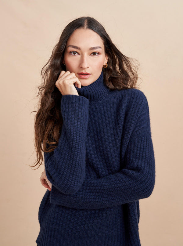 la ligne Toujours Turtleneck