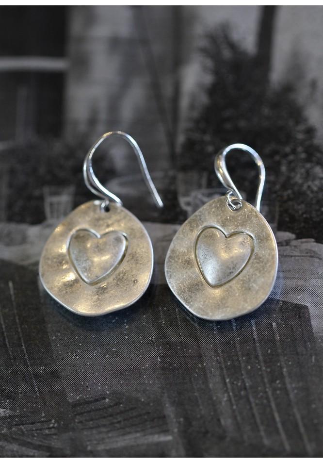 La Muse Embossed Heart Earrings