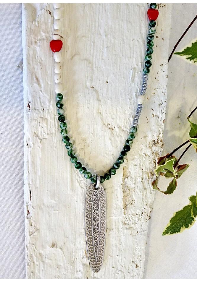 la muse Ethnic style necklace