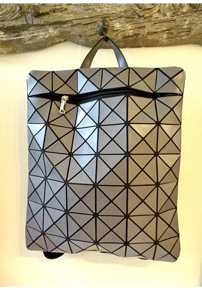 la muse Geometric back pack