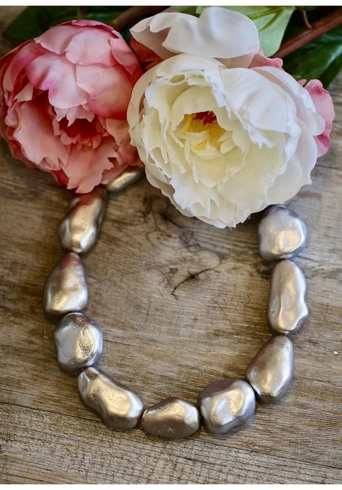 La Muse Organic Shaped Nuggets Necklace
