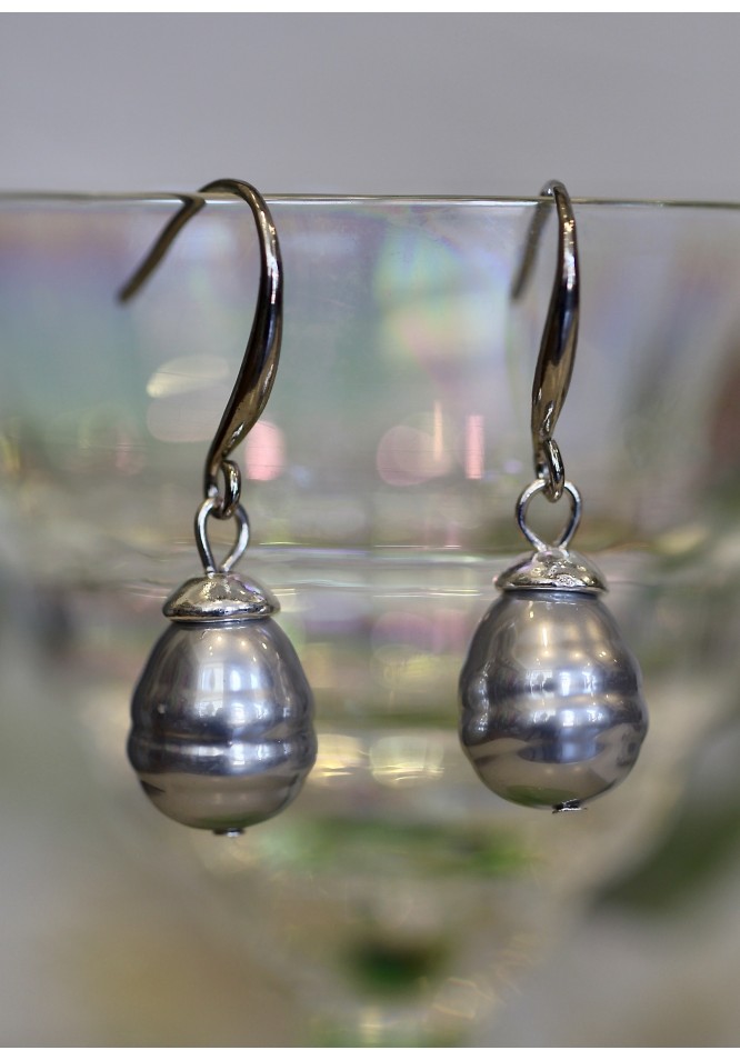 La Muse 'Pearl' Earrings