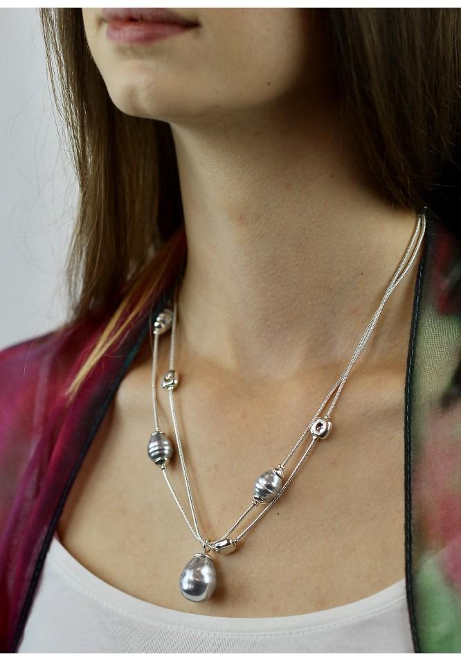 la muse Pearl necklace