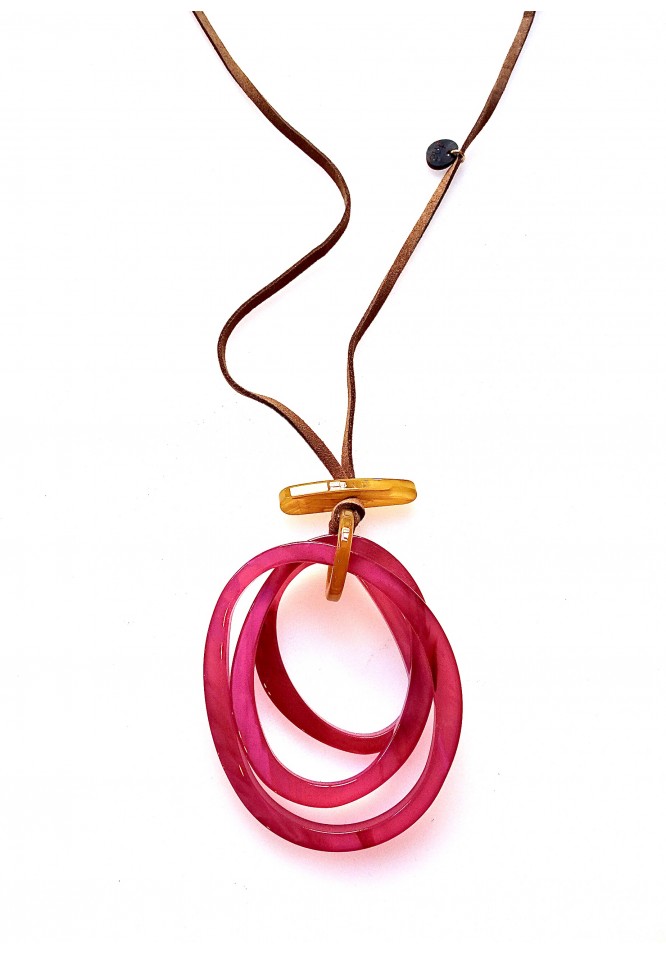 La Muse Resin Hoop Necklace