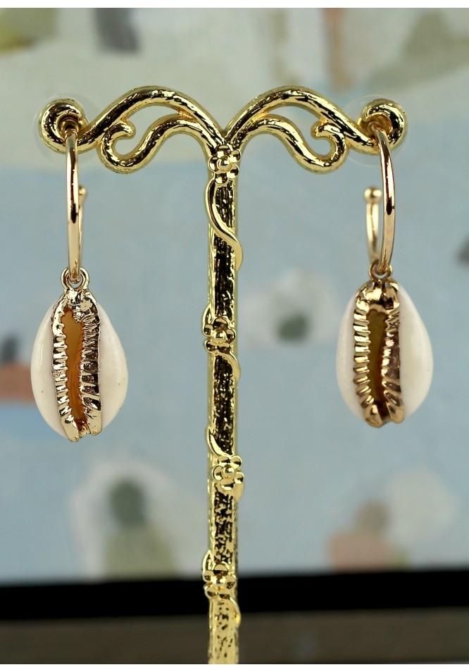La Muse Seashell Earrings