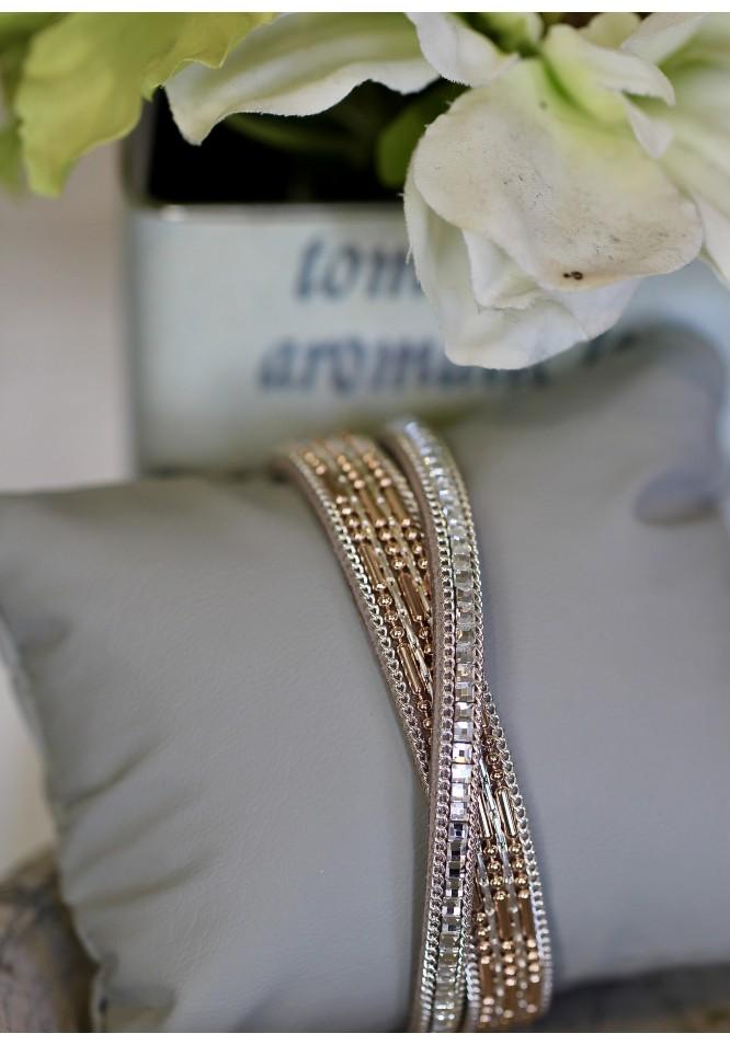 La Muse Twist Bracelet