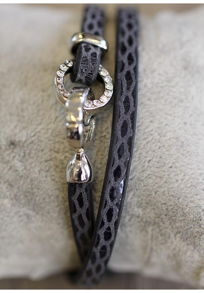 La Muse Wrap Around Circular Clasp Bracelet