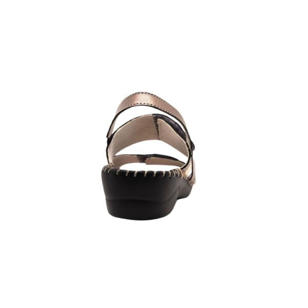 La Plume Anya Slingback Women's Slingbacks Black Patent