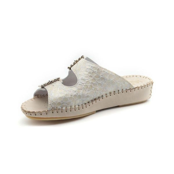 La Plume Jen Rhinestone Women's Sandals White Leather