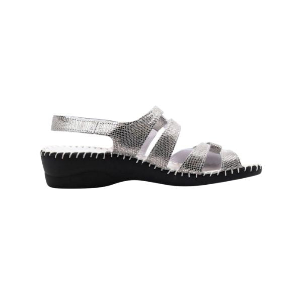 La Plume Becka Slingback Women's Slingbacks Black
