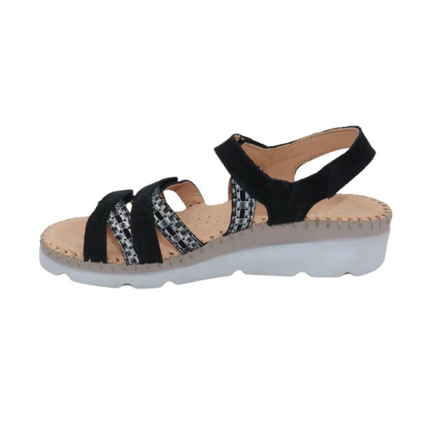 La Plume Fiesta Women's Slingbacks Black