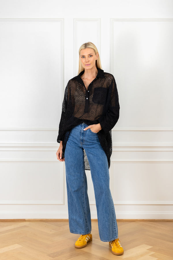 La Vie Raven Eyelet Boyfriend Shirt