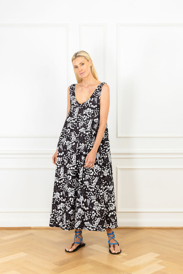 la vie White Mini Florals Maxi Swing Dress