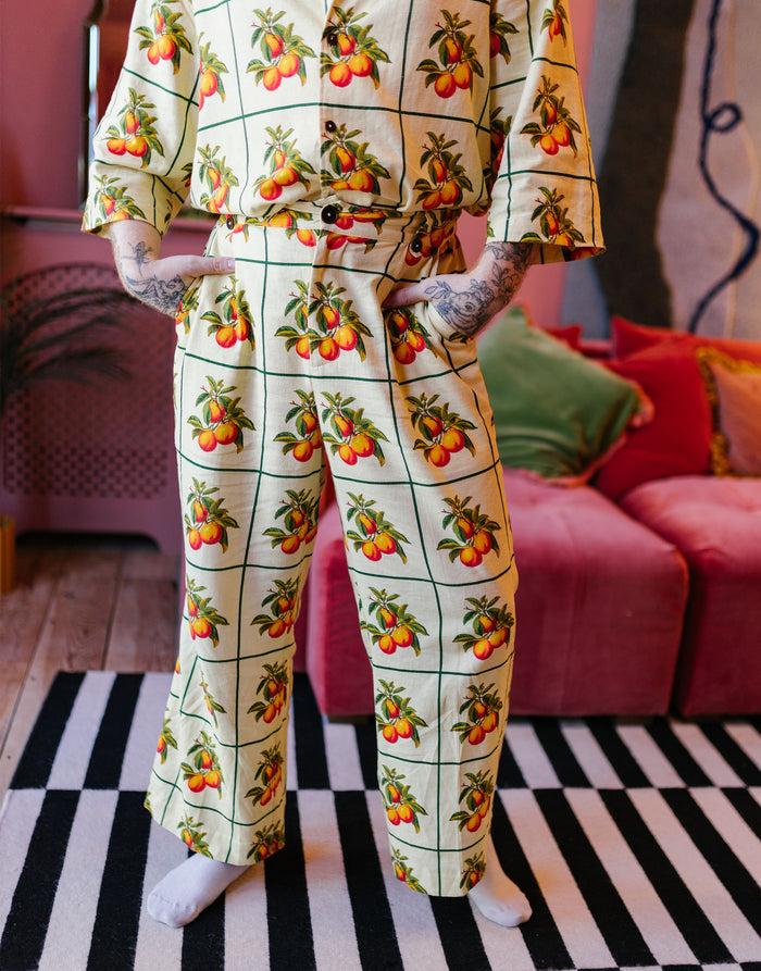 Labelrail JB-028 Printed Linen Cropped Trousers