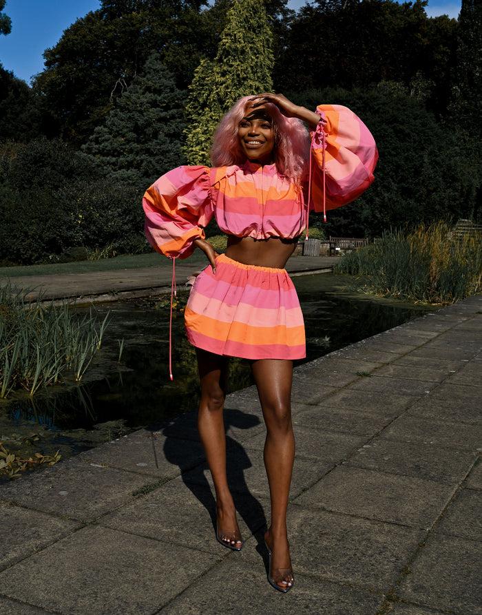 Labelrail JF-006 Puff-Ball Cropped Top