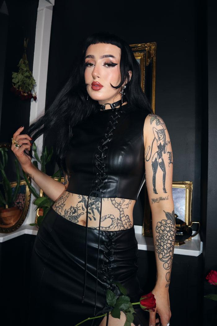 labelrail MA-021 Lace-Up PU Cropped Top