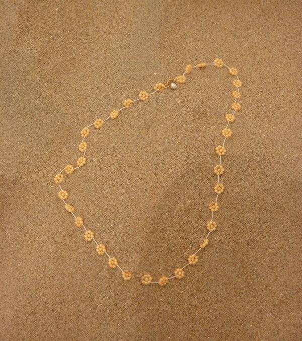 labro FIORI NECKLACE - PEACH SNACK