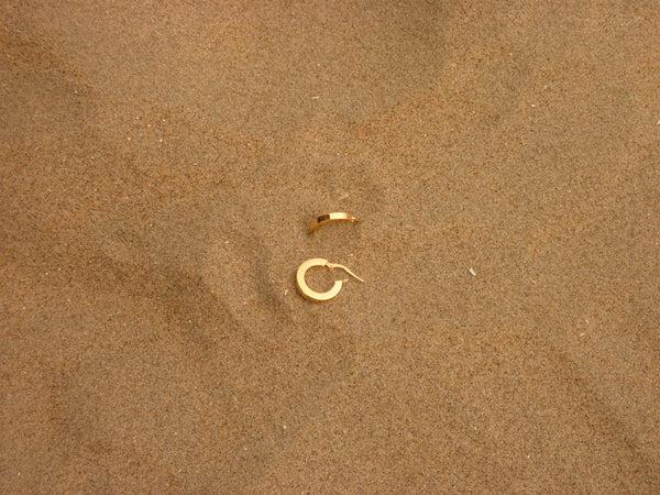 Labro GOLD FILLED EARRING FLAT