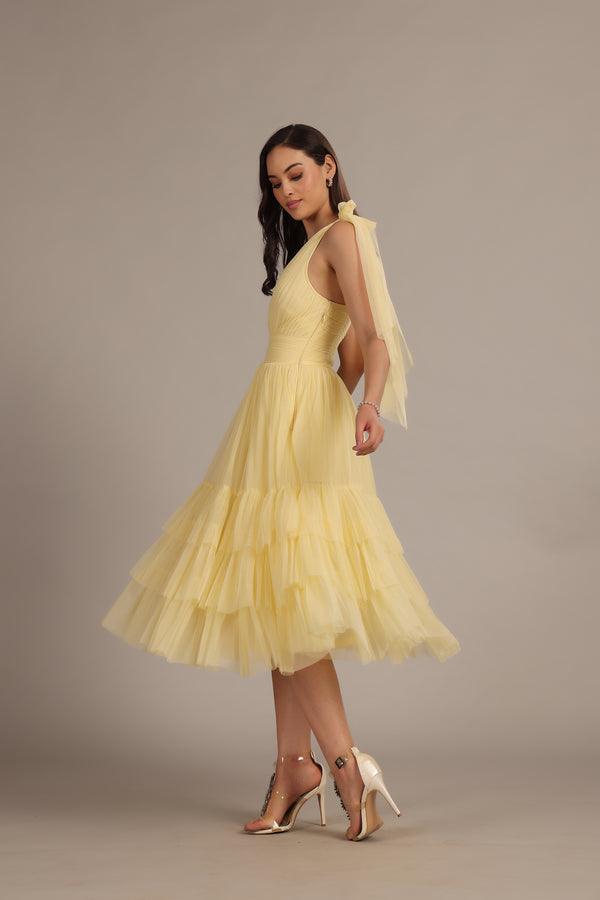 Lace & Beads Bow Shoulder Madison Midi Dress In Buttercup