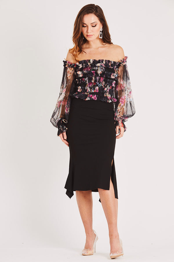 Lace & Beads Rolf Top In Black Floral